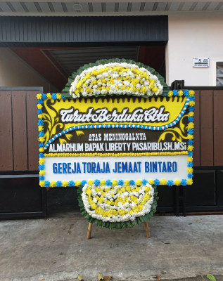 Papan Bunga Duka di Sukadiri