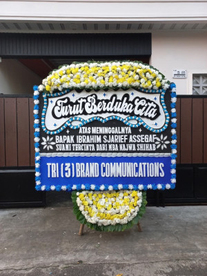Papan Bunga Duka di Sukadiri